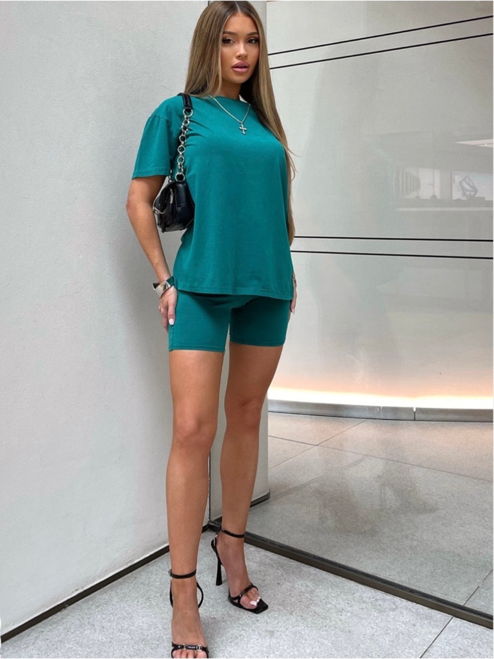 Oversized Green Tee & Biker Shorts Lounge Set | Comfy Athleisure | Size 2x - Picture 3 of 3